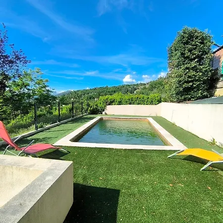 De L Escale Villa *
